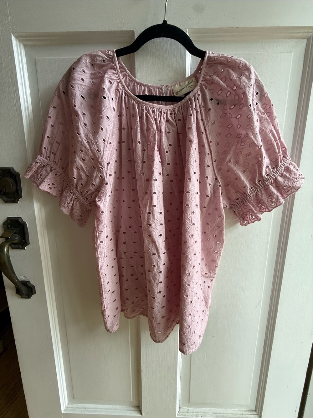 Universal Thread Pink Eyelet Puff Sleeve Blouse